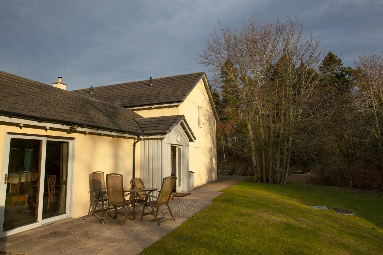 Loch Ness Abbey Cottages Fort Augustus Exterior foto
